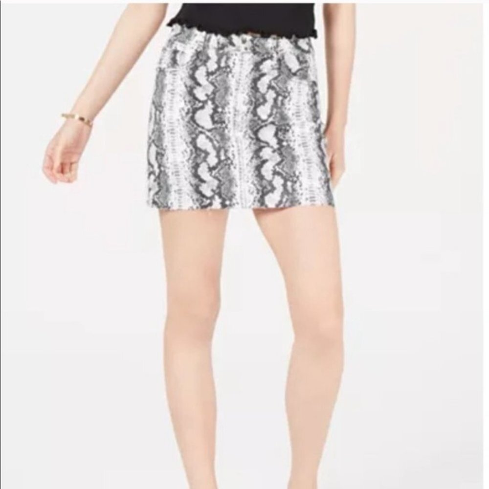 Tinseltown Snakeprint mini skirt